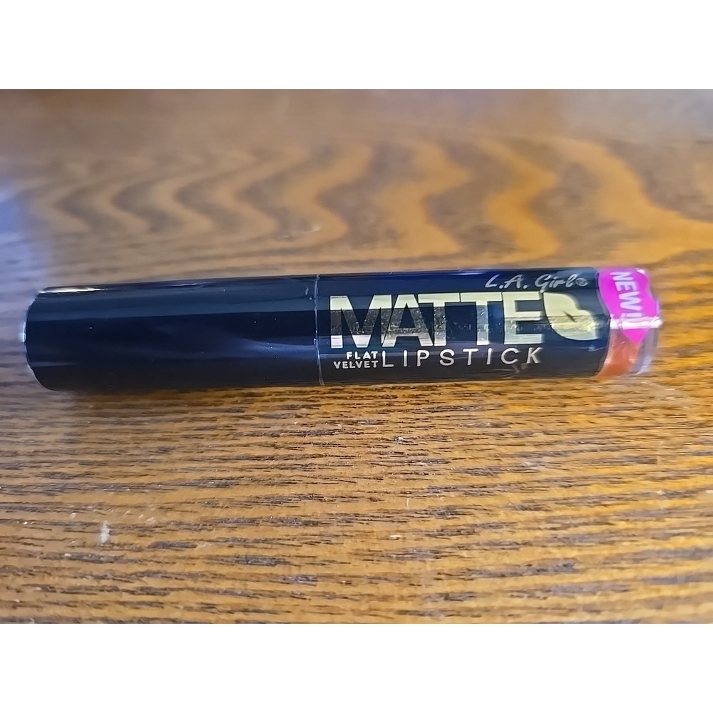 L.A. Girl Matte Flat Velvet Lipstick Glc799 Saucy .1 oz